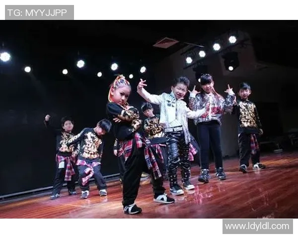 上海街舞队技术革新引发热议街舞文化新风潮