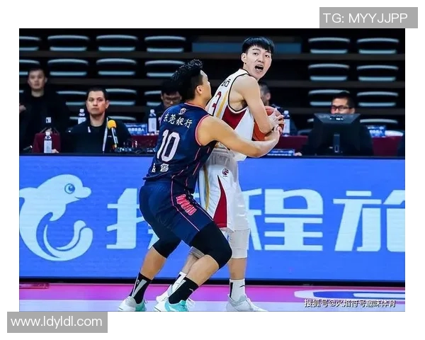 南京篮球队反击体系解析：战术布局与执行策略探讨