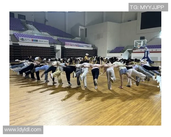 运动舞蹈教学创新方法与实践探索：提升学员运动能力与舞蹈表现力的融合路径